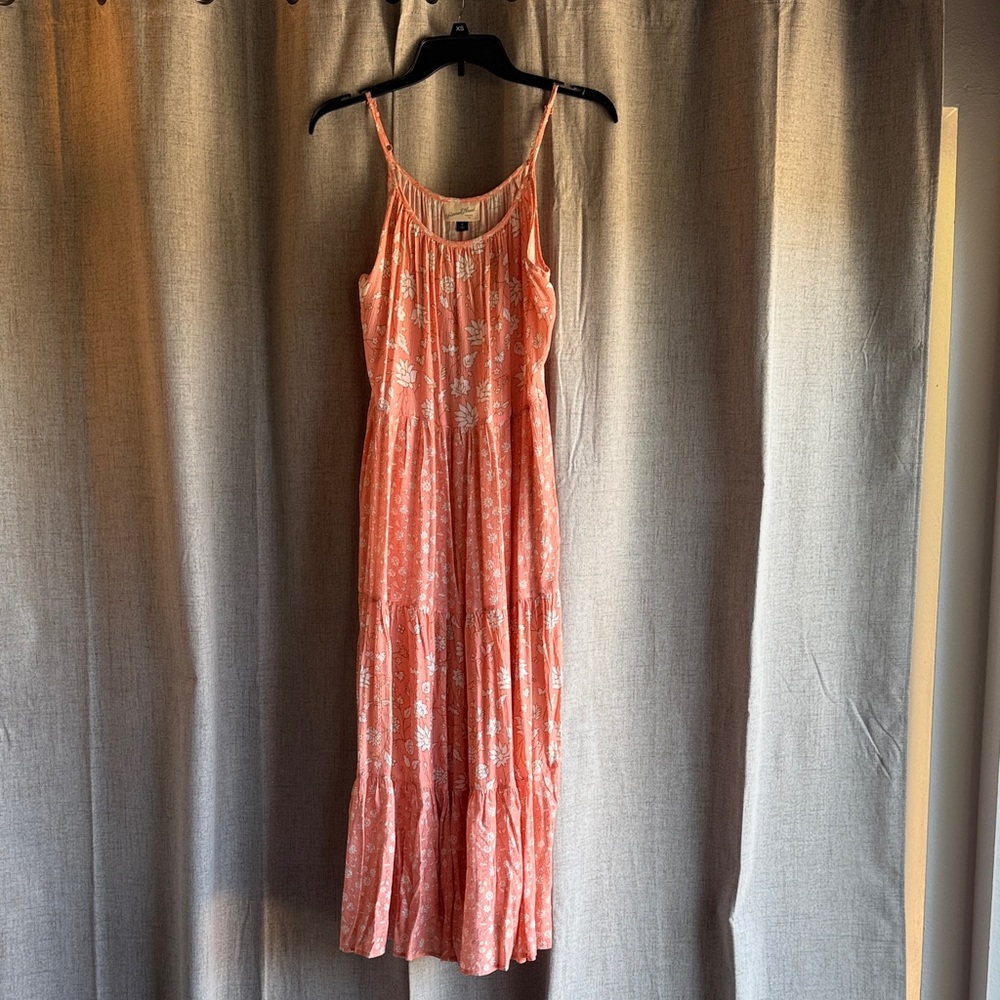 Universal Threads Floral Coral Midi Dress
